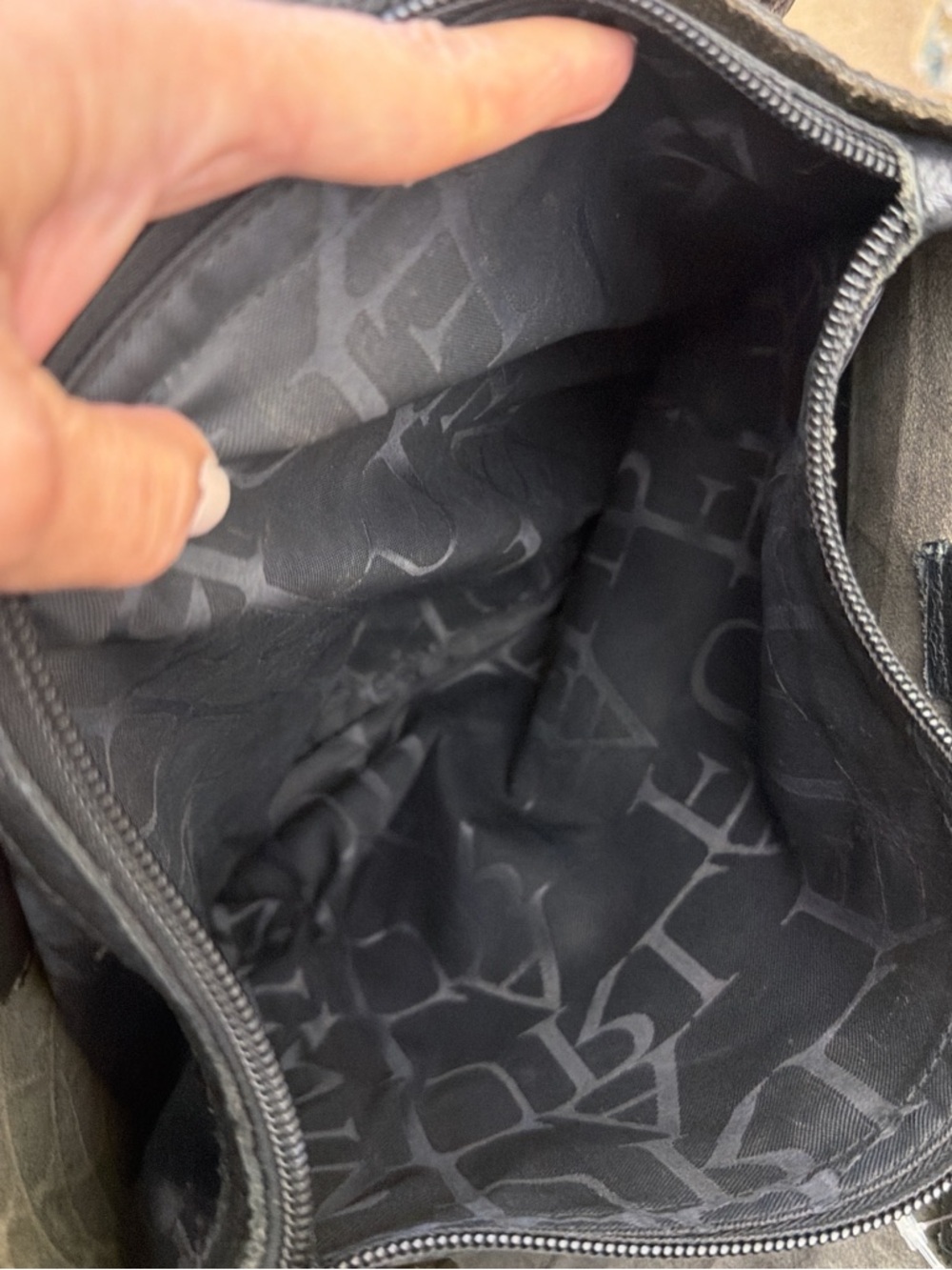 🏛️✨ Furla Italian Leather Bag | Very Good Condition - Picture 5 of 8